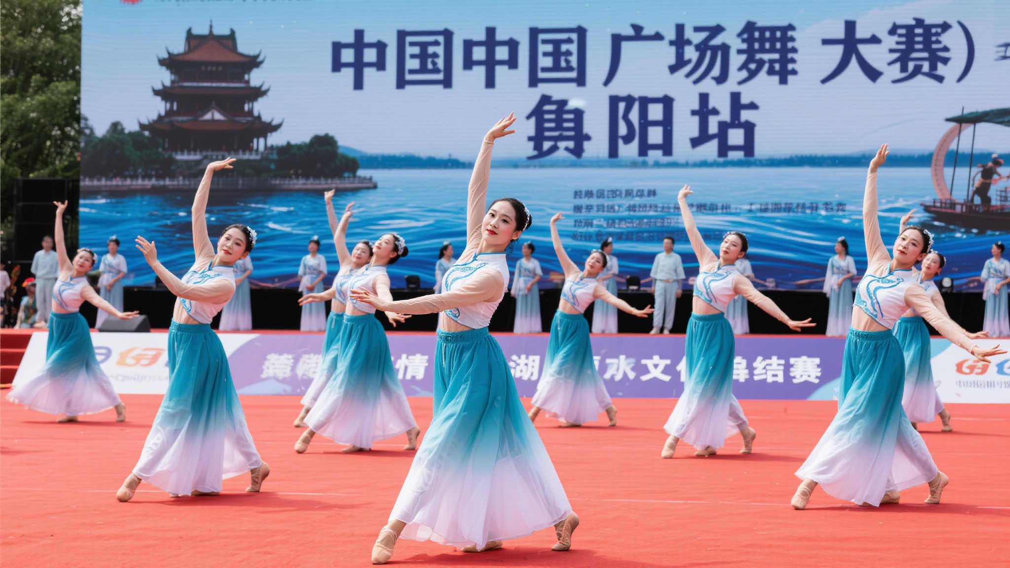 她投入了大